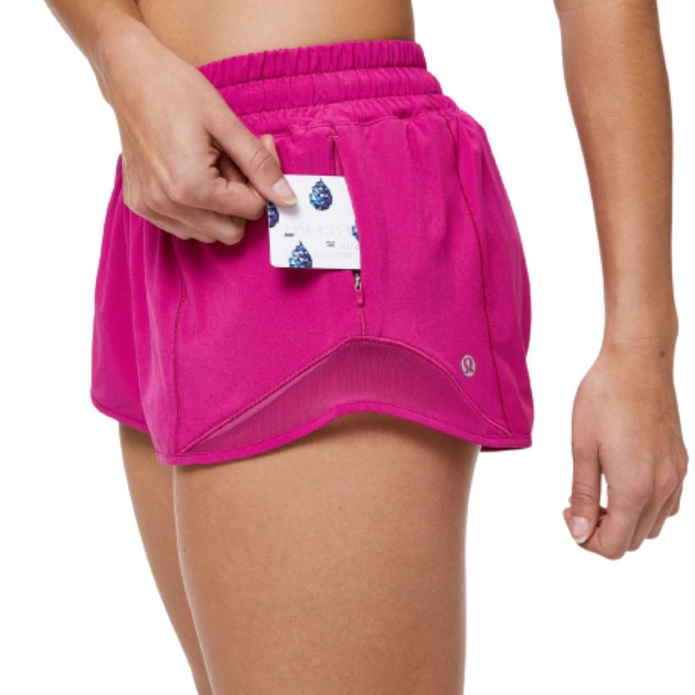 Lululemon Hotty Hot Short *2.5 PINK